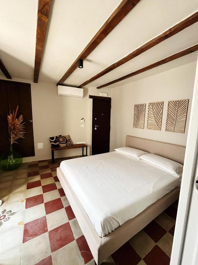 La Casetta B & B Turi Eksteriør billede